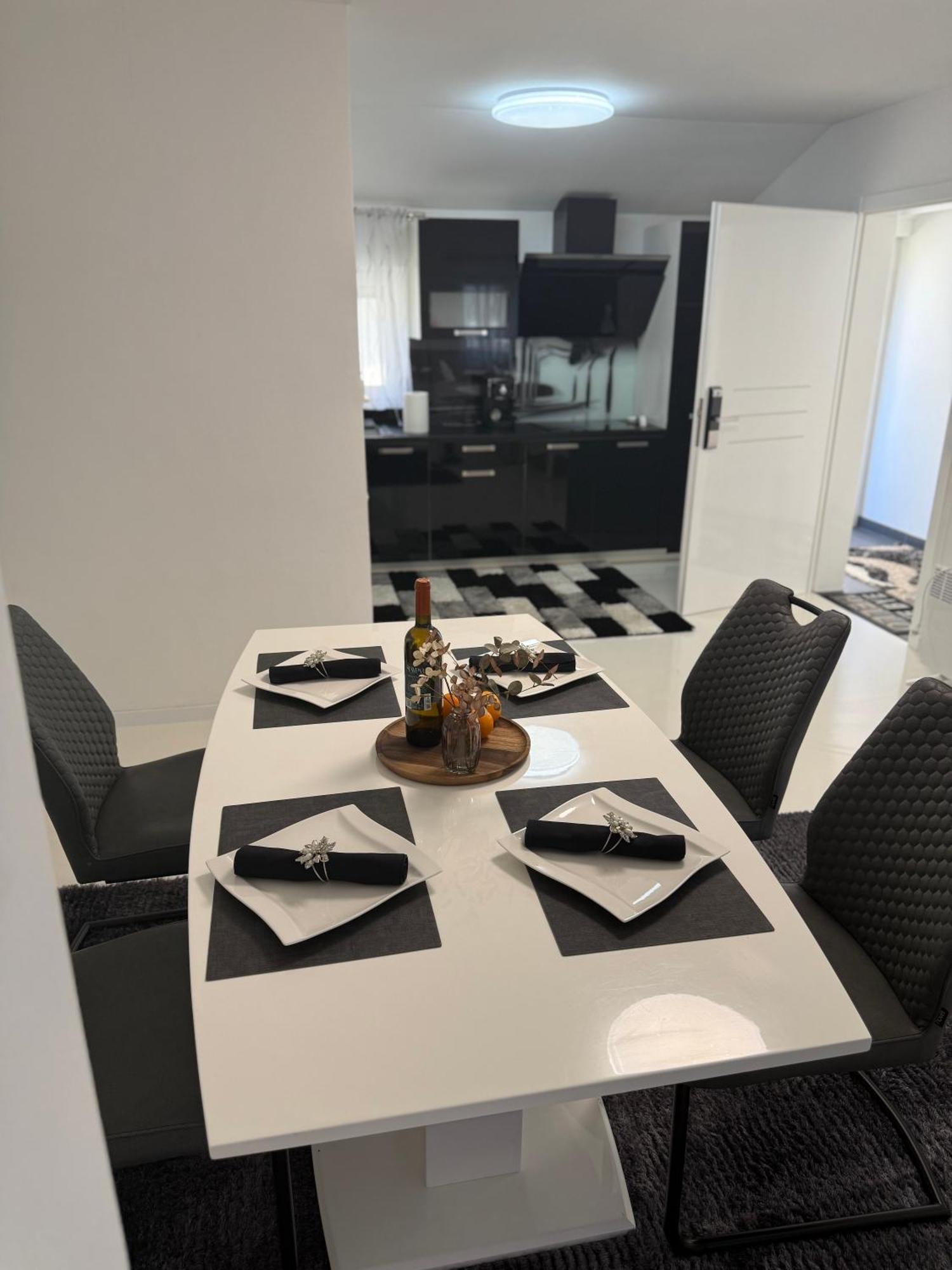 Apartmani Beril Lux โรวีน ภายนอก รูปภาพ