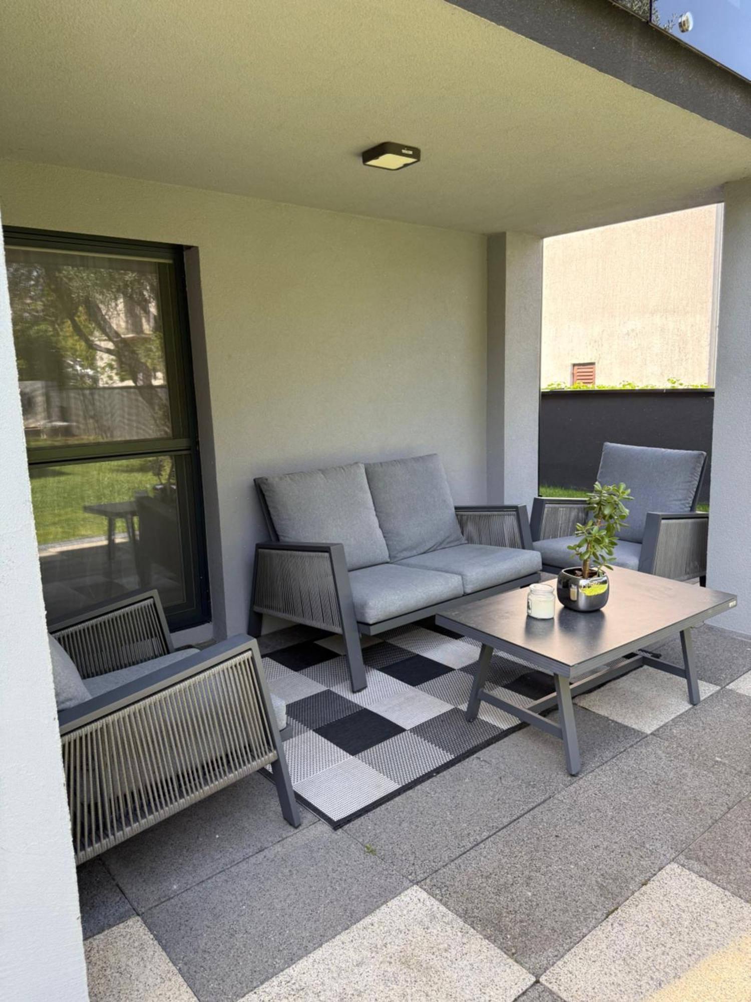 Apartmani Beril Lux โรวีน ภายนอก รูปภาพ