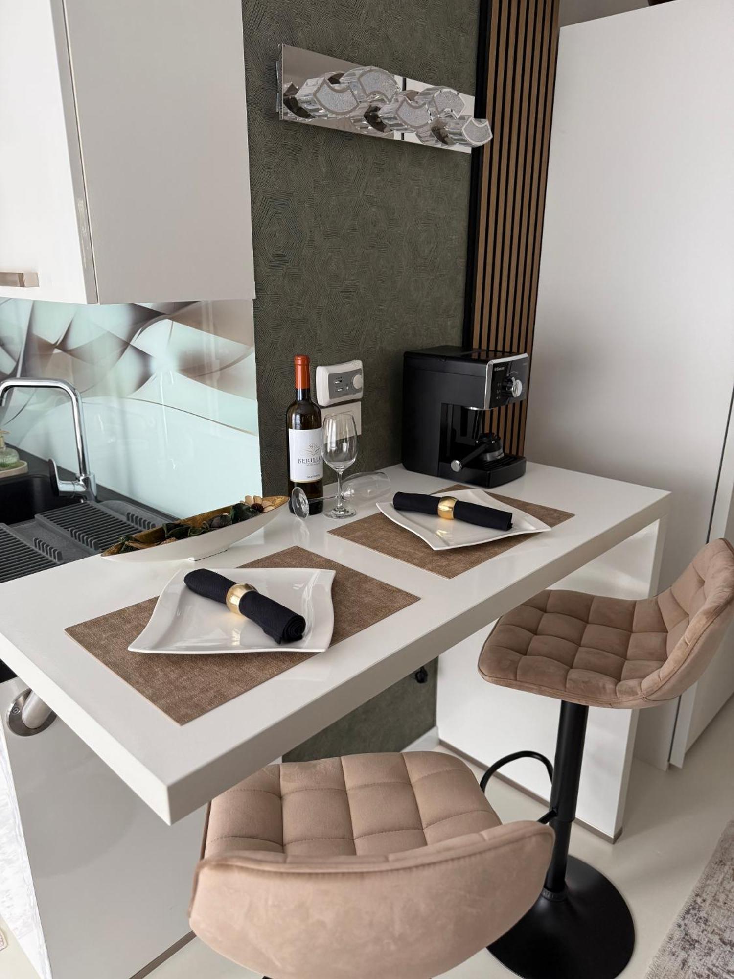 Apartmani Beril Lux โรวีน ภายนอก รูปภาพ