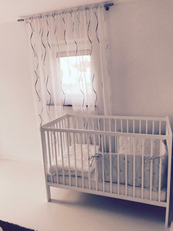 Apartmani Beril Lux โรวีน ภายนอก รูปภาพ